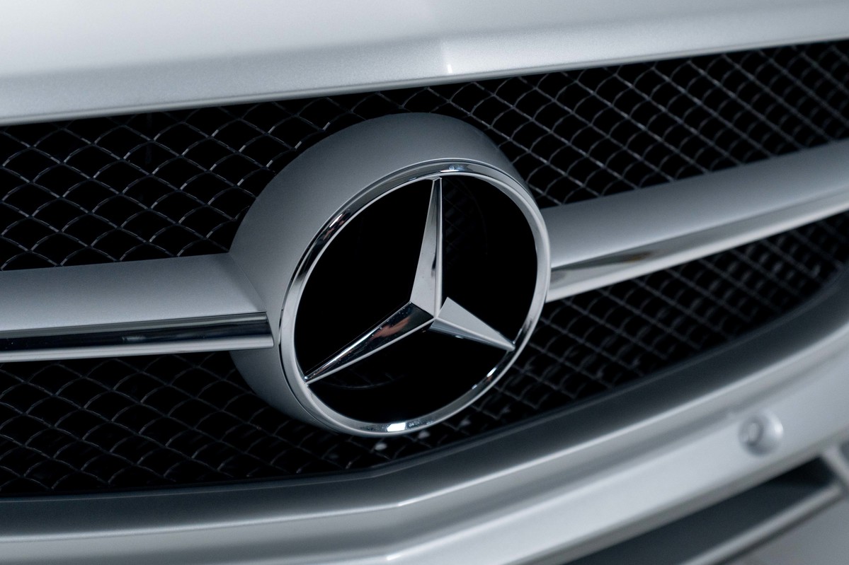 2011 Mercedes-Benz SLS 