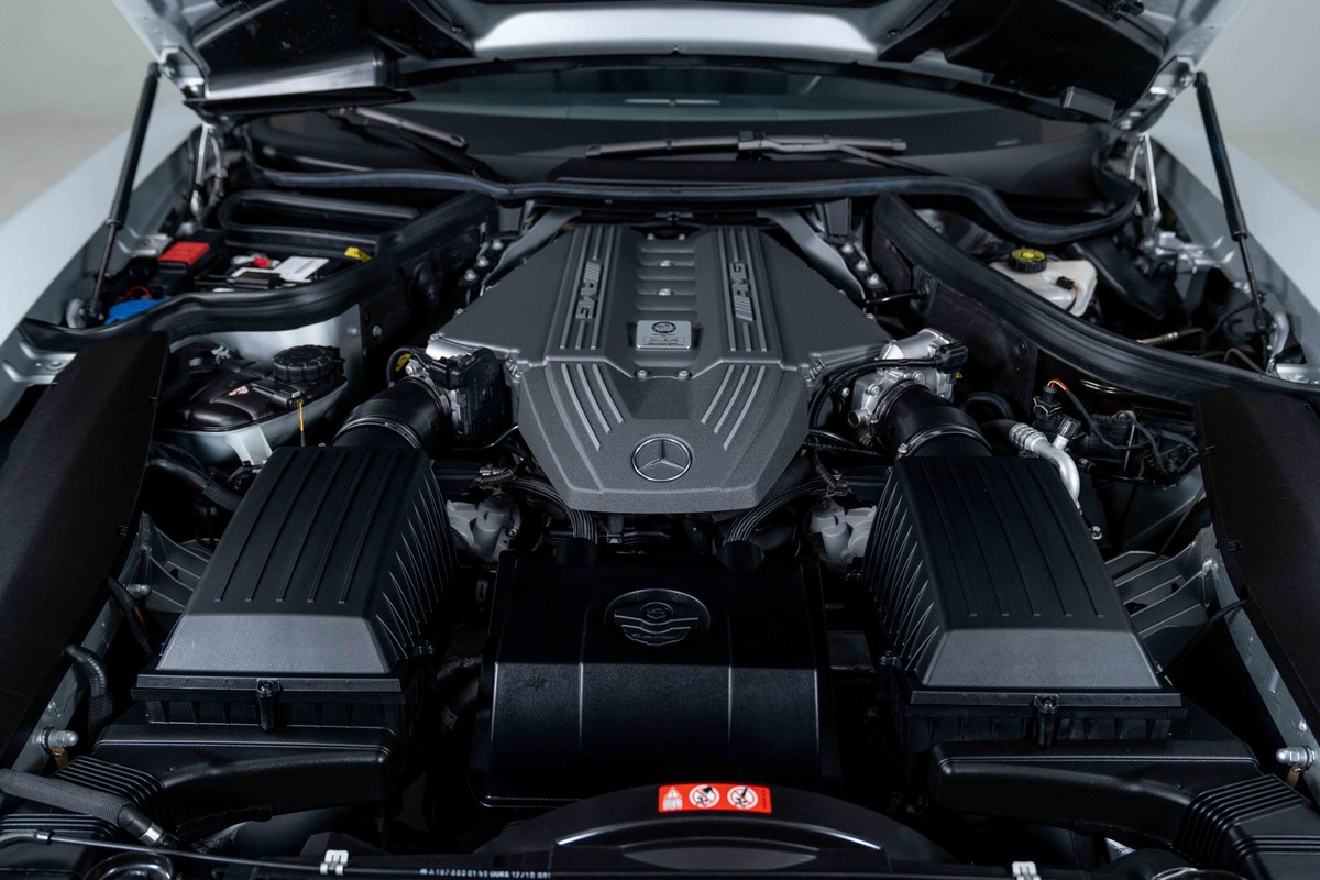 2011 Mercedes-Benz SLS 