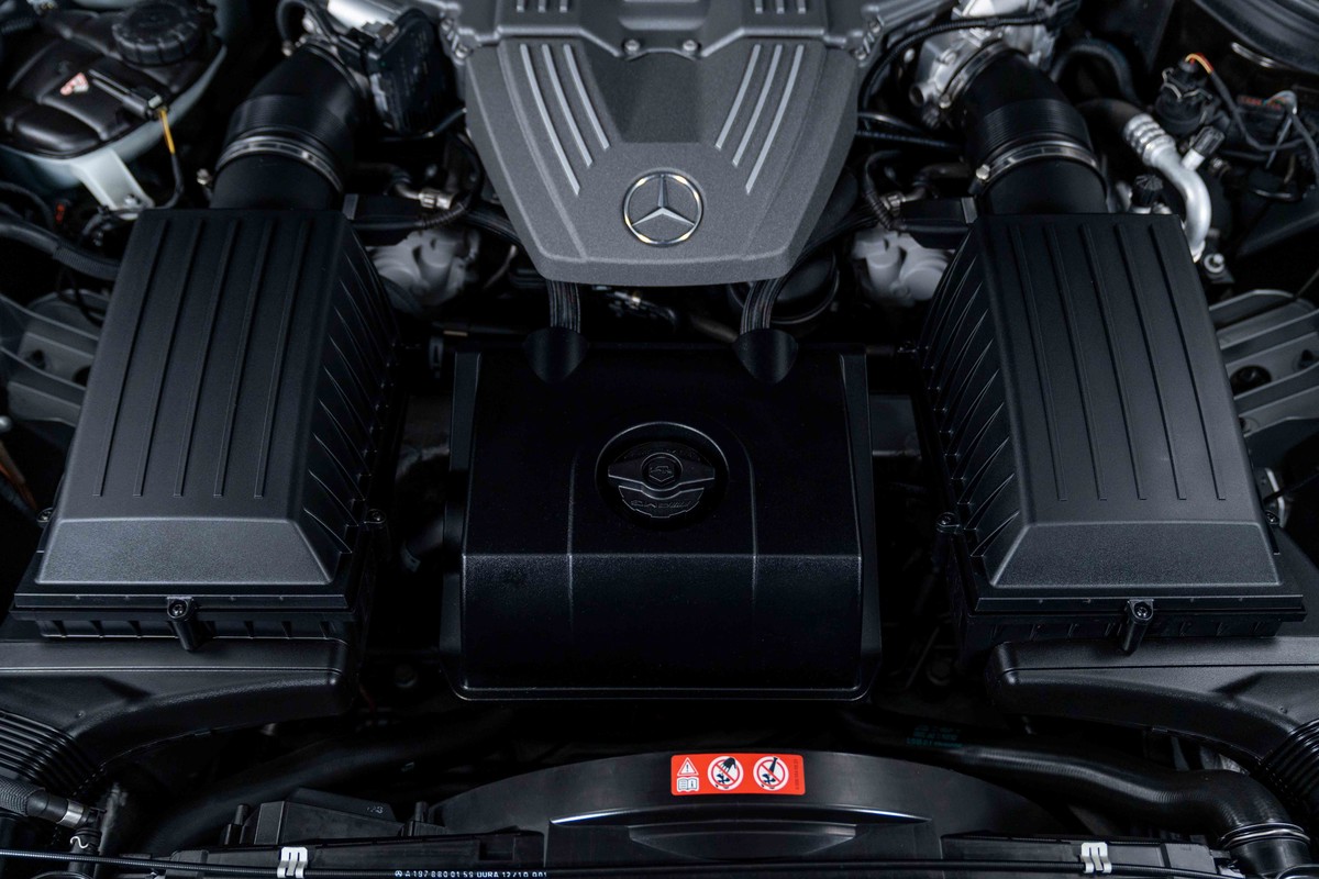 2011 Mercedes-Benz SLS 